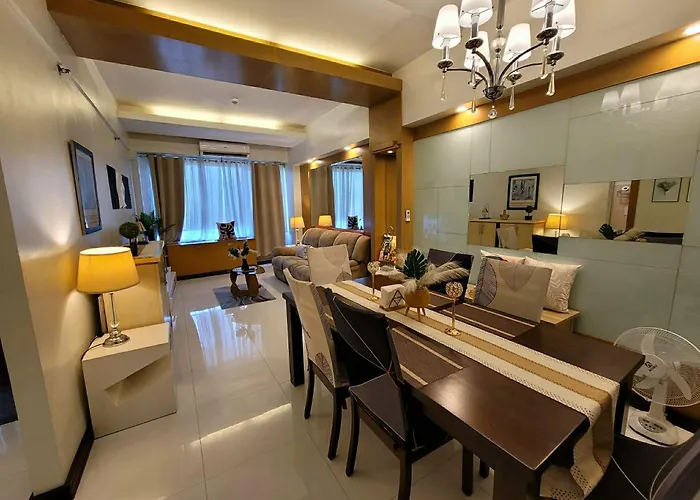 Ideal Family Gateaway Connected To Eastwood Mall *
