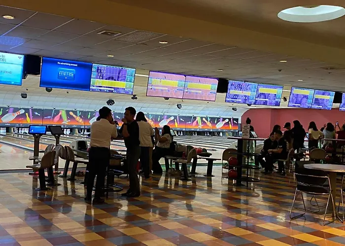Ideal Family Gateaway Connected To Eastwood Mall Manila