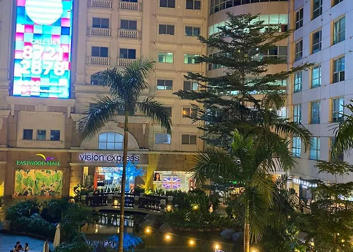 Ideal Family Gateaway Connected To Eastwood Mall Apartamento *