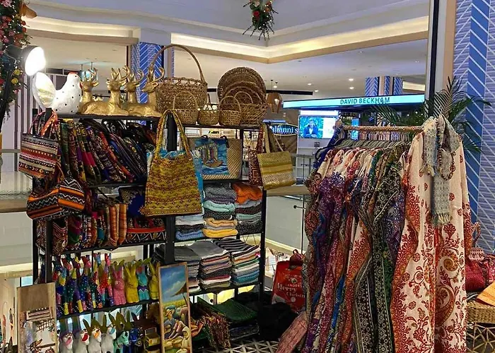 Ideal Family Gateaway Connected To Eastwood Mall Manila