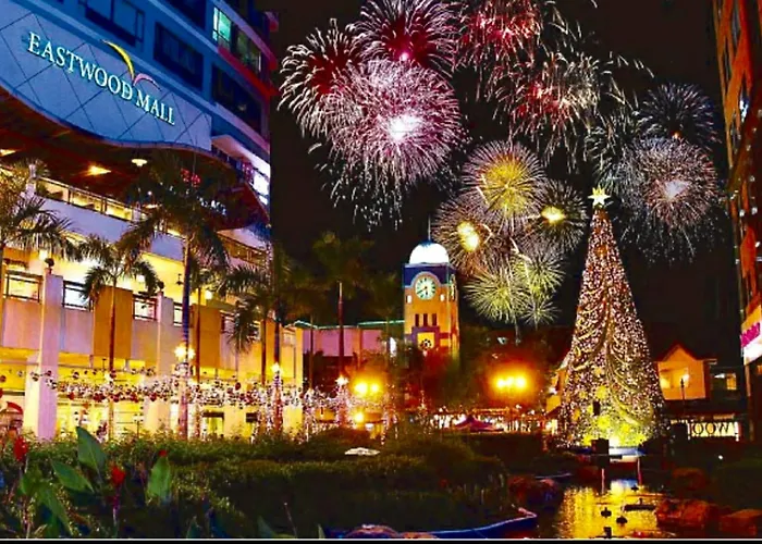 Ideal Family Gateaway Connected To Eastwood Mall